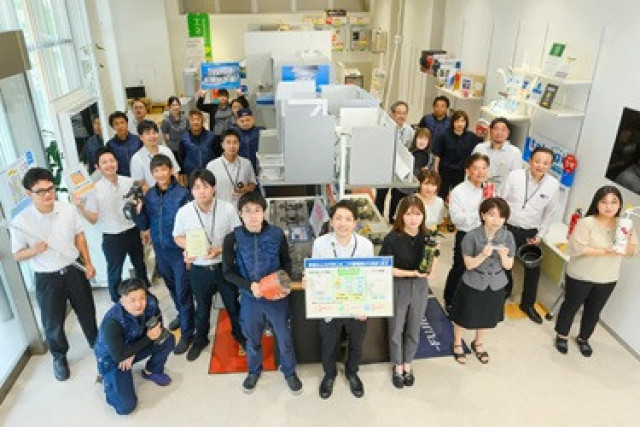写真：本社ショールーム展示会