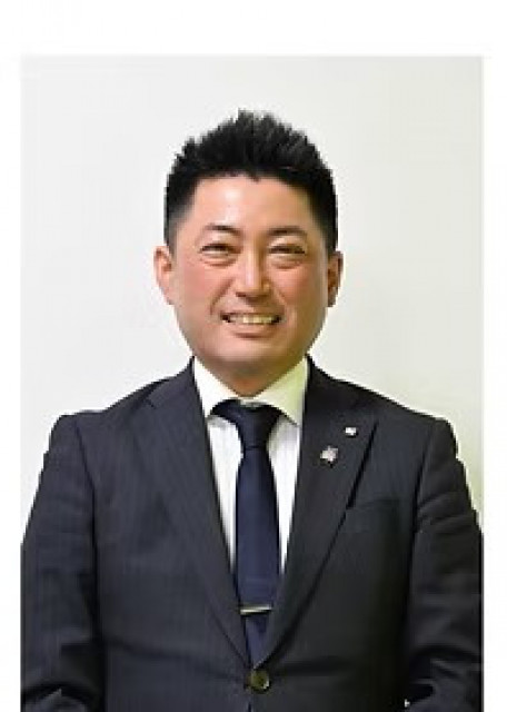 写真：代表取締役社長 古﨑　正倫