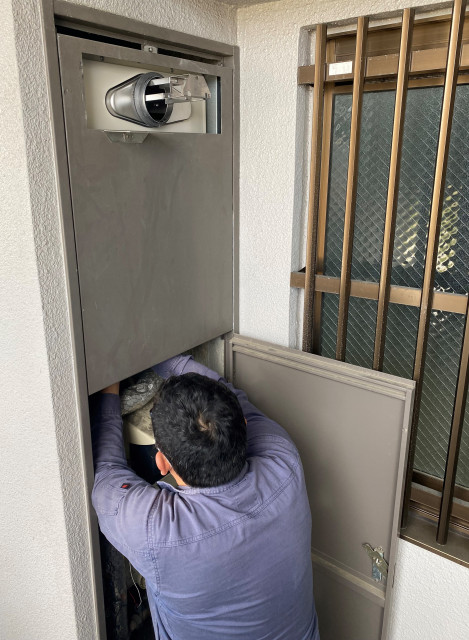 写真:調子が悪くなった給湯器