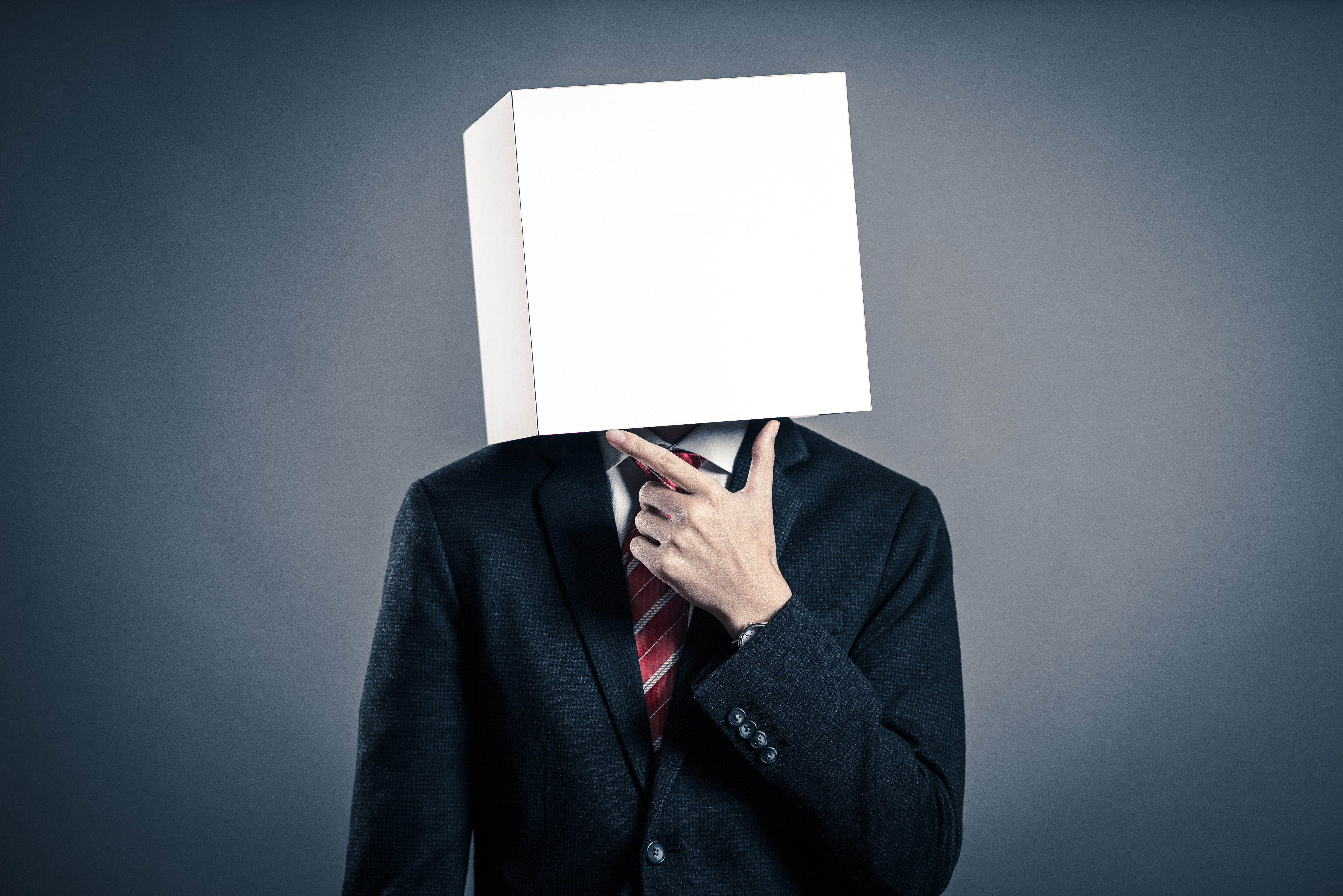 写真：3. 「紹介型（非公開型）」サイトのメリットとリスク